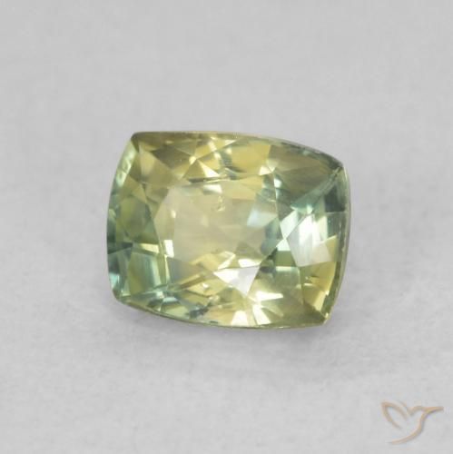 Zaffiro Verde giallastro naturale da 0.66 ct, Cuscino, VVS-VS
