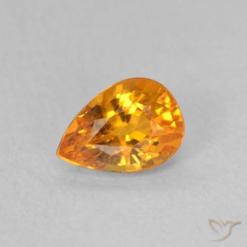 0.58ct Naturale Arancione brillante Zaffiro, Forma a pera, VVS