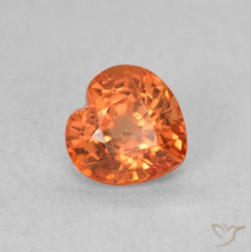 Zaffiro Arancia Fuoco naturale da 0.53 ct, Cuore, VS