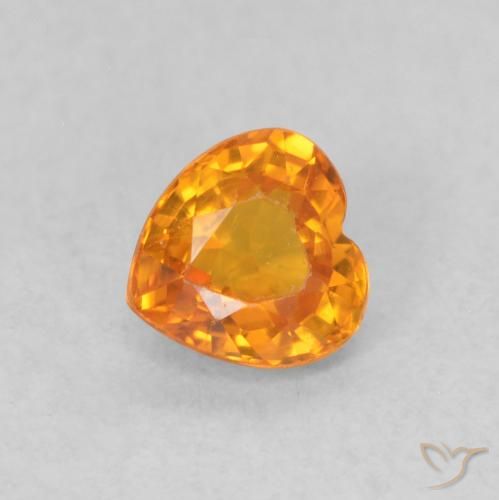 0.54ct Naturale Arancio Medio Zaffiro, Cuore, VS