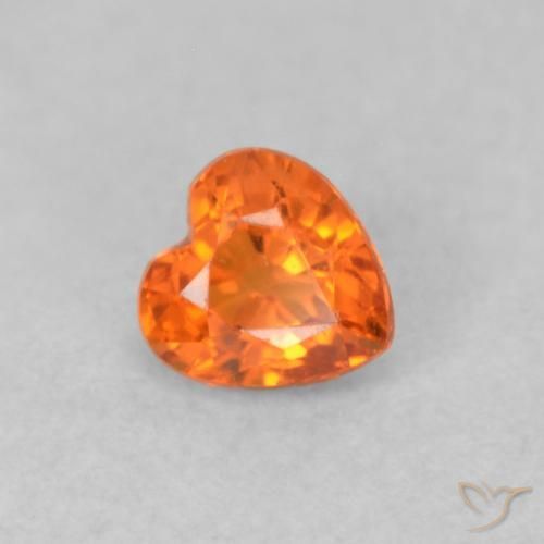 Zaffiro Arancia Fuoco naturale da 0.39 ct, Cuore, VS
