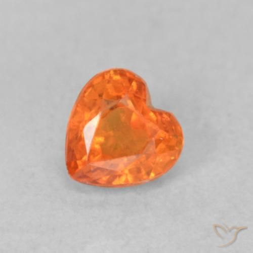 0.42ct Naturale Arancione brillante Zaffiro, Cuore, VS