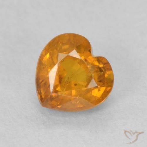 0.54ct Naturale Arancio intenso-OroG Zaffiro, Cuore, VS