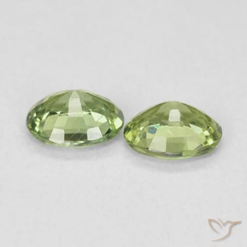 Gemme di Zaffiro Verde medio naturale da 0.74 ct, Ovale, VVS-VS