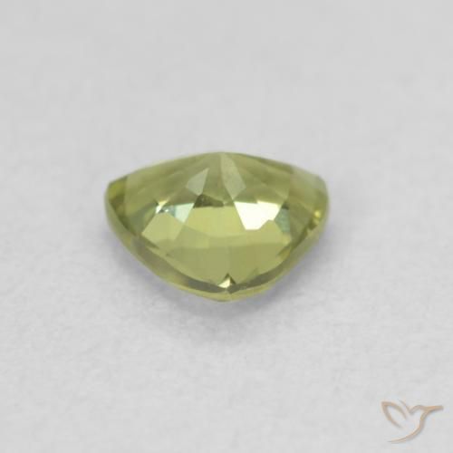 Zaffiro Verde giallastro naturale da 0.41 ct, Taglio trillion, VVS