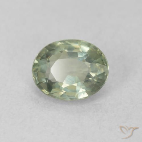 Zaffiro Verde caldo naturale da 0.55 ct, Ovale, VVS-VS