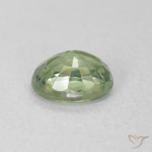 Zaffiro Medium Light-Green naturale da 0.54 ct, Ovale, VVS