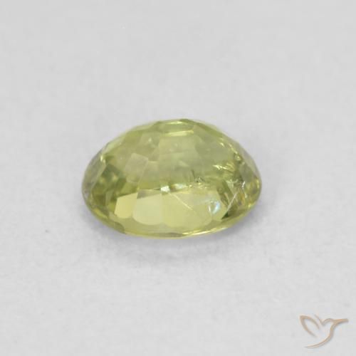 Zaffiro Caldo bosco verde naturale da 0.47 ct, Ovale, VS