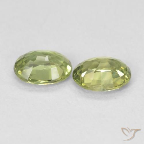 Gemme di Zaffiro Verde giallastro naturale da 0.77 ct, Ovale, VS