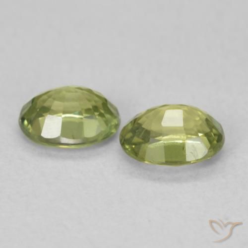 Gemme di Zaffiro Verde giallastro naturale da 0.87 ct, Ovale, VS