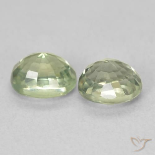 Gemme di Zaffiro Verde Pera Pallido naturale da 1.23 ct, Ovale, VVS-VS