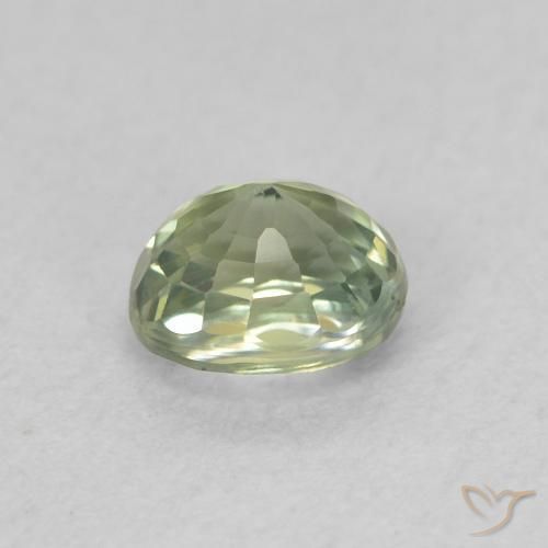 Zaffiro Verde chiaro naturale da 0.60 ct, Ovale, VVS-VS