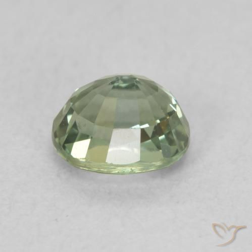 Zaffiro Verde foresta chiaro naturale da 0.73 ct, Ovale, VVS-VS