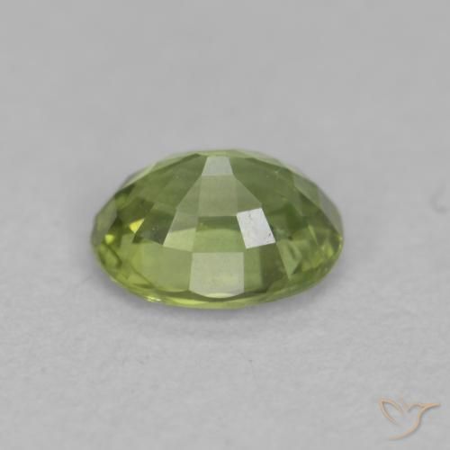 Zaffiro Verde oliva naturale da 0.43 ct, Ovale, VS