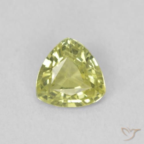 Zaffiro Verde oliva naturale da 0.37 ct, Taglio trillion, VVS