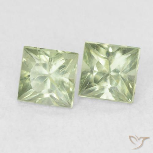 Gemme di Zaffiro Verde Pera Chiaro naturale da 0.46 ct, Quadrato, VS