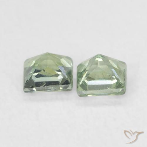 Gemme di Zaffiro Medium Light-Green naturale da 0.44 ct, Quadrato, VS