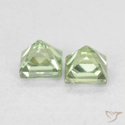 Gemme di Zaffiro Verde foresta chiaro naturale da 0.49 ct, Quadrato, VS