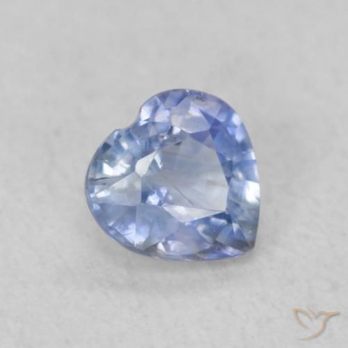 Zaffiro Bambina blu naturale da 0.37 ct, Cuore, VS