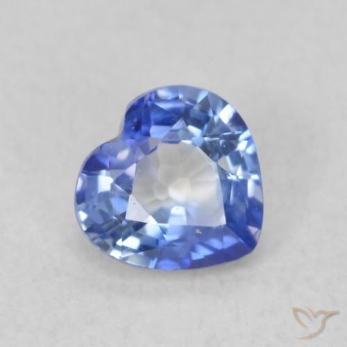 Zaffiro Blu navy medio naturale da 0.43 ct, Cuore, VS