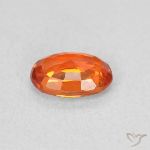 Zaffiro Arancio Medio naturale da 0.64 ct, Ovale, VS