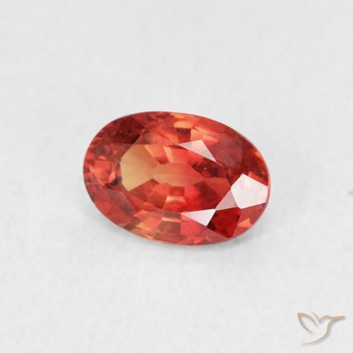 Zaffiro Rosso medio naturale da 0.68 ct, Ovale, VVS-VS