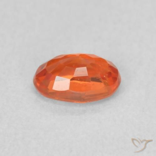 Zaffiro Arancia Fuoco naturale da 0.61 ct, Ovale, VS