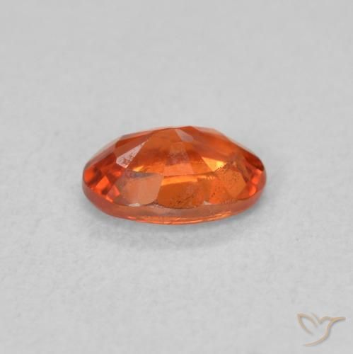 Zaffiro Arancione rossastra naturale da 0.65 ct, Ovale, VS