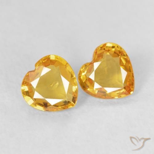 0.72ctw Naturale Arancio dorato Zaffiro, Cuore, VS