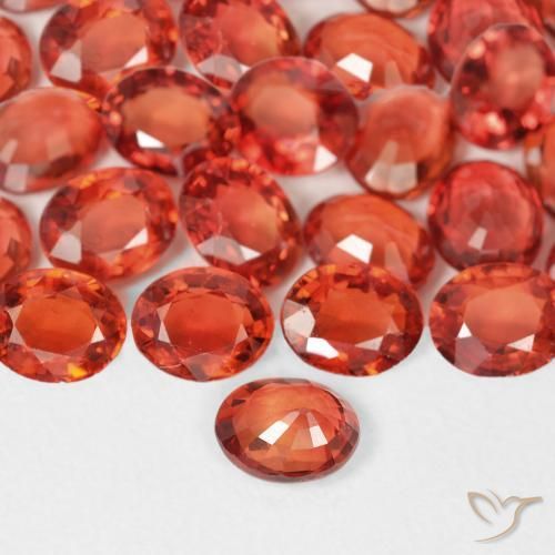 Zaffiro Arancione rossastra naturale da 0.38 ct, Taglio ovale, VS