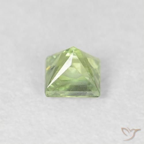 Zaffiro Verde molto chiaro naturale da 0.21 ct, Quadrato, VVS-VS