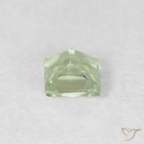 Zaffiro Verde molto chiaro naturale da 0.21 ct, Quadrato, VVS-VS