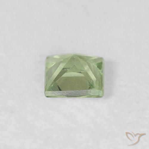 Zaffiro Verde molto chiaro naturale da 0.19 ct, Quadrato, VVS-VS