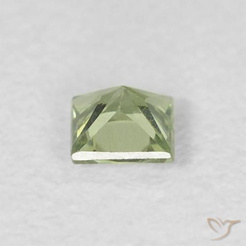 Zaffiro Verde molto chiaro naturale da 0.18 ct, Quadrato, VVS-VS