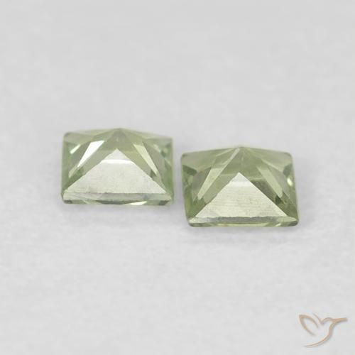 Gemme di Zaffiro Verde Lime Chiaro naturale da 0.34 ct, Quadrato, VS