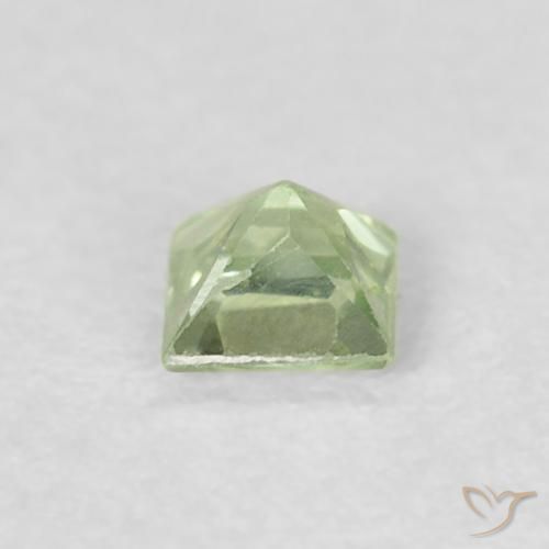 Zaffiro Giallo chiaro Verde naturale da 0.21 ct, Quadrato, VS