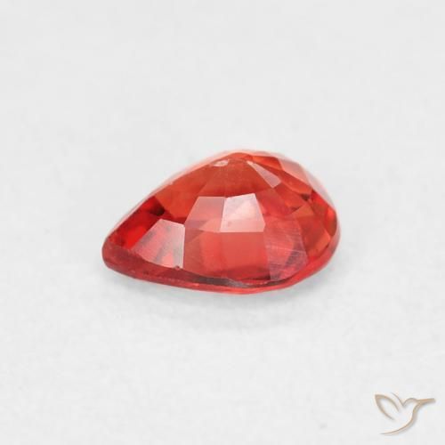 Zaffiro Rosso medio naturale da 0.43 ct, Forma a pera, VVS-VS