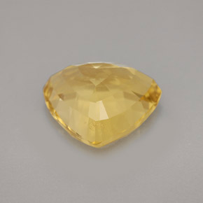 Scapolite naturale giallo da 4,85 ct, trillion, VVS-VS