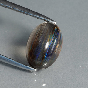 Scapolite naturale multicolore da 3,70 ct, taglio ovale, trasparente