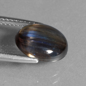 Scapolite naturale multicolore da 2,66 ct, taglio ovale, trasparente