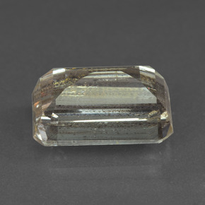 Scapolite naturale multicolore da 8,96 ct, taglio smeraldo, trasparente