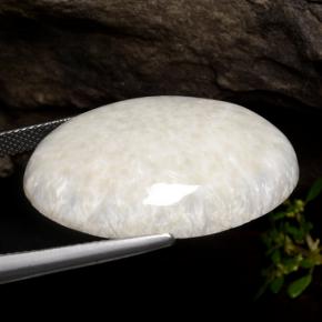 Scolecite naturale bianco da 22,70 ct, taglio ovale, opaco