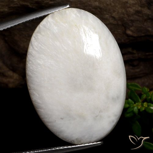 Scolecite naturale bianco da 22,71 ct, taglio ovale, opaco