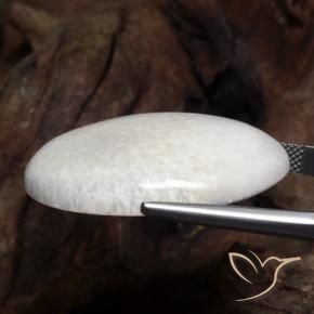 Scolecite Bianco caldo naturale da 32.15 ct, Ovale, Opaco