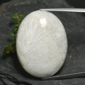 Scolecite Bianco grigiastro chiaro naturale da 22.74 ct, Taglio ovale, Opaco
