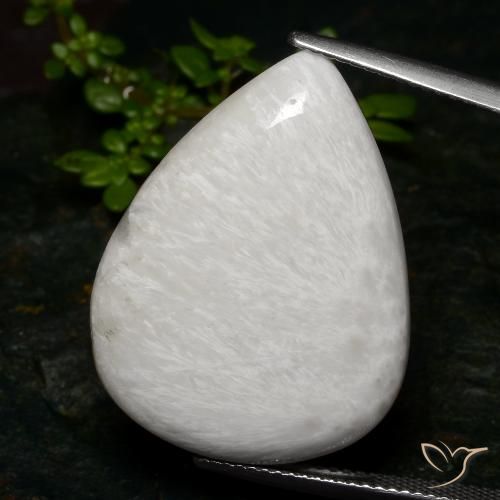 19.68ct Naturale Bianco crema Scolecite, Forma a pera, Opaco