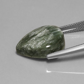 Serafinite naturale verde da 8,63 ct, taglio a pera, opaco