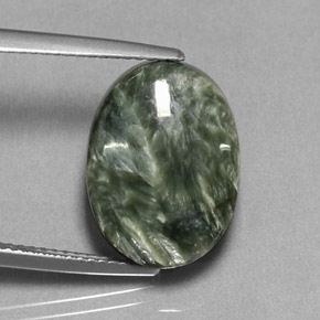 Serafinite naturale verde da 9,89 ct, taglio ovale, opaco