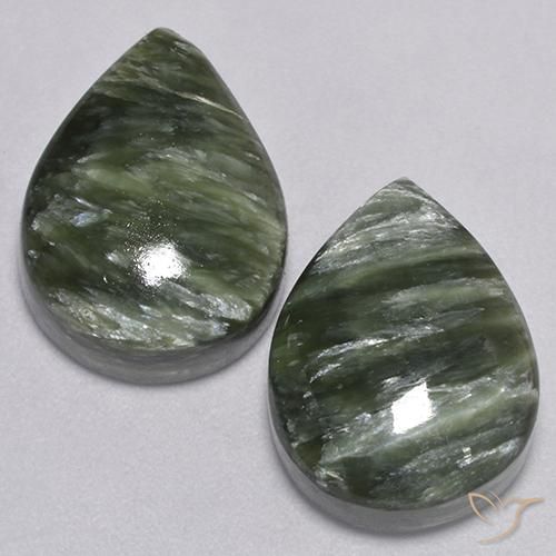 Gemme di Serafinito Army Green naturale da 16.79 ct, Forma a pera, Opaco