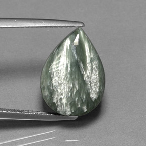 Serafinite naturale verde da 8,33 ct, taglio a pera, opaco